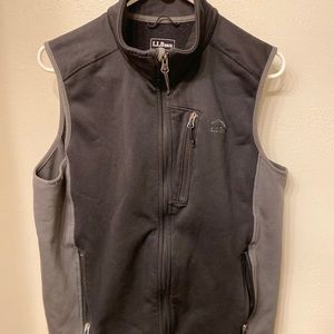 Men’s LL Bean pro stretch vest in black